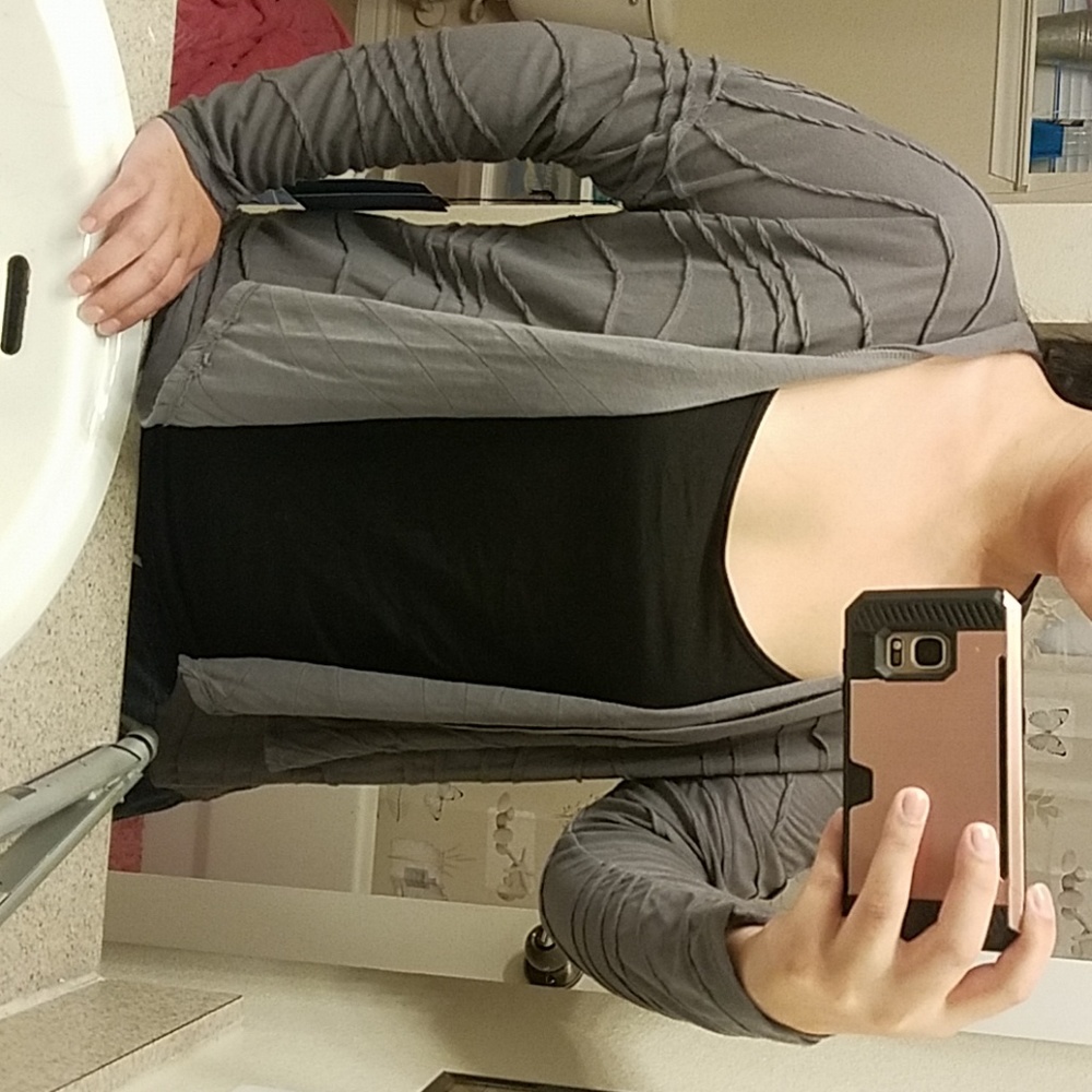 NWT Vera Wang cardigan